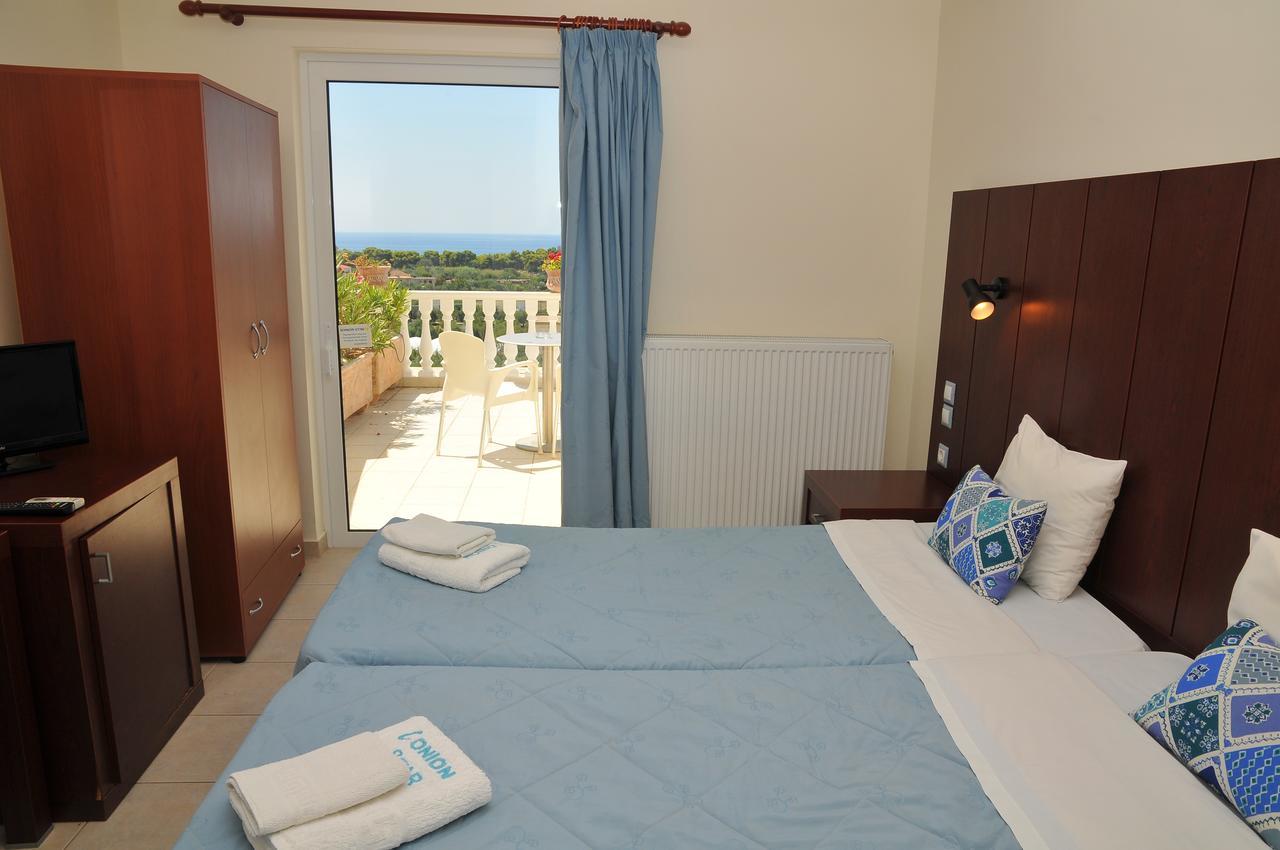 Ionion Star Hotel Tholon Экстерьер фото